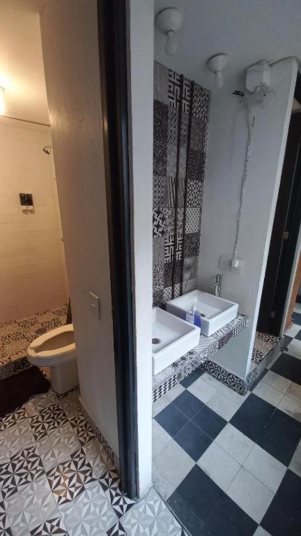 A3 Cuarto Condesa Amsterdam Mexico City